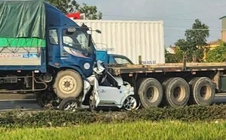 Tai nạn giao thông liên hoàn thảm khốc, 3 người thuong vong, 7 xe ô tô bị hư hỏng