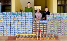 Bắt quả tang 2 phụ nữ ở Quảng Trị mua bán pháo nổ khối lượng lớn