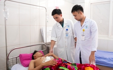 Tai nạn giao thông lúc rạng sáng khiến thiếu niên 14 tuổi bị vỡ gan