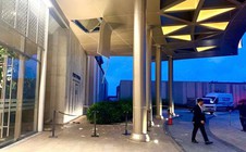 Tin mới vụ người đàn ông rơi từ tầng 15 khách sạn New World Hoiana