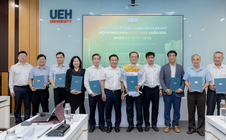 Hội đồng chiến lược Đại học Kinh tế TPHCM gồm những ai?