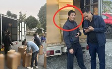 Thuốc lá giả “đội lốt” thương hiệu Việt từ Campuchia tuồn về nội địa