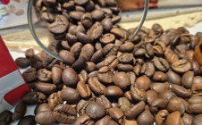 Giá cà phê hôm nay 5-12: Cắt mạch giảm và tin tốt ở thị trường số 1