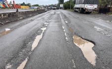 Hình ảnh "đau khổ" trên Quốc lộ 51 ở Đồng Nai