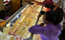 Giá vàng hôm nay 9-12: Vàng thế giới bị bán tháo