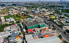 Tâm sự của người tìm mua căn hộ giữa lúc “sóng” lên: “Chỗ nào cũng tăng giá hết rồi”