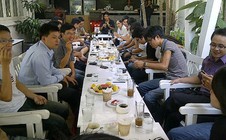 Blackberry và cà phê: Nơi kỷ niệm nảy mầm
