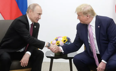 Tổng thống Donald Trump điện đàm với Tổng thống Vladimir Putin