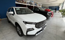 "Cuộc chiến" phân khúc xe gầm cao hạng C