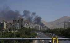 Israel tuyên bố phá hủy 1/3 bệ phóng tên lửa Iran, đạt "ưu thế trên không hoàn toàn" ở Tehran