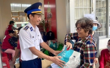 Vùng Cảnh sát biển 3 đồng hành với ngư dân
