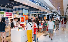 Hiện tượng mua sắm Vincom Red Sale “khuấy đảo” thị trường bán lẻ mùa hè 2025