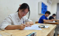 Tra cứu điểm thi tốt nghiệp THPT 2025 trên Báo Người Lao Động
