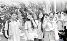 Báo in ngày 16-7: Miễn thuế thúc đẩy hộ kinh doanh lên đời