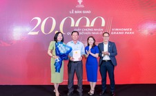 Phụ huynh tậu căn hộ The Opus One cho hành trình vào đời của con