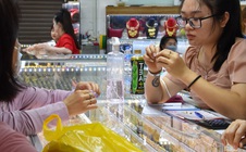 Giá vàng miếng SJC, vàng nhẫn giảm liên tiếp