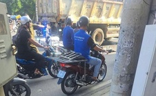 Tai nạn giao thông nghiêm trọng vừa xảy ra tại ngã tư Đông Thạnh, TP HCM