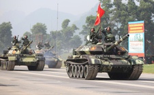 Ngắm xe tăng, tên lửa hợp luyện chuẩn bị cho diễu binh đại lễ 2-9