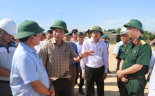 Kiểm tra các dự án ven biển, lãnh đạo tỉnh Quảng Trị đề cập vấn đề nhiều người quan tâm