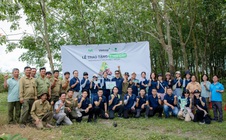 Vietcap trao tặng 6.000 cây tại rừng phòng hộ Dầu Tiếng
