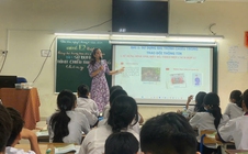 Tỉ lệ giáo viên/lớp còn thấp