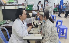 Bệnh viện Đa khoa khu vực Hóc Môn bắt đầu tiếp nhận đăng ký mổ mắt miễn phí cho người cao tuổi