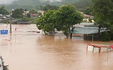 Nước lũ tràn vào nhiều nhà dân ở Bắc Ninh