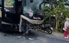 Xe khách tông xe máy trên Quốc lộ 1, 2 người tử vong