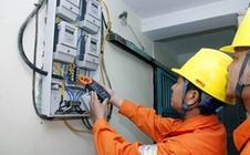 Một số khu vực ở Hà Nội mất điện giữa thời tiết nóng trên 39 độ C