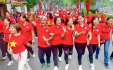 Đi bộ đồng hành gây Quỹ “Vì người nghèo”: Mỗi bước chân - Triệu tấm lòng