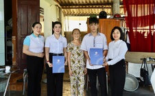 Hành trình "Mẹ đỡ đầu - Kết nối yêu thương" của Điện lực Quảng Trị