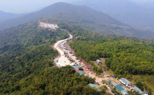 Huyệt đạo thiêng ở Thanh Hóa tạm dừng đón khách