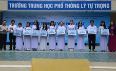 Tư vấn pháp luật, hướng nghiệp cho học sinh THPT