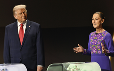 Mexico giao nhanh hàng chục thành viên băng đảng ma túy cho Mỹ