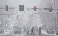 Bão mùa đông càn quét nước Mỹ