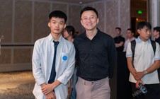 "Biết dừng" trên mạng: Khi văn hóa số bắt đầu từ một cú nhấp chuột