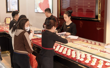 Giá vàng hôm nay 1-2: Dự báo mới nhất sau cú lao dốc lịch sử