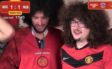 CĐV Man United chết lặng vì VAR, “kế hoạch xuống tóc” đổ bể