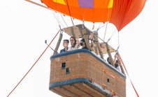 Tới Cần Giờ “đổi gió” với loạt trải nghiệm độc lạ: Valentine “ngầu” hơn khi nói lời yêu từ trên cao