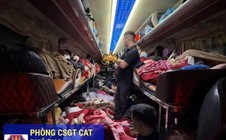 73 hành khách chen chúc nhau trên xe khách 22 chỗ