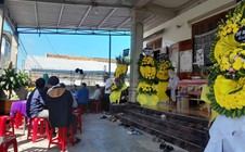 Trang hoàng nhà cửa đón Tết, một người ở Quảng Trị tử vong