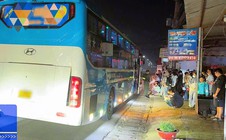 Từ tin báo người dân, xe nhồi nhét khách tuyến Vũng Tàu - Cần Thơ nhận kết đắng