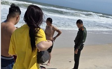 Đại úy Công an dũng cảm lao vào sóng dữ, cứu 2 cháu bé giữa biển động