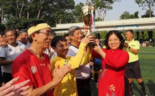 Nghĩa tình sân cỏ: Khi bóng đá phong trào TP HCM lan tỏa yêu thương