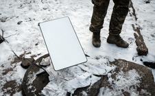 Tỉ phú Elon Musk “tắt” Starlink với Nga, Ukraine đảo chiều giao tranh