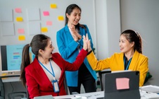 Top 5 con giáp có vận chuyển nghề khởi sắc nhất năm 2026