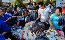 Mang Tết đến sớm với công nhân - lao động