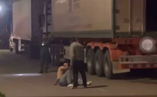 Vụ người đàn ông ngã gục ở khu vực cửa khẩu Cha Lo: Ẩu đả bằng hung khí, thêm 1 người bị thương