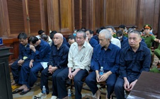 Chiêu trò “đào tạo” lái xe “học nhanh - thi nhanh”, giáo viên đánh dấu sẵn đáp án