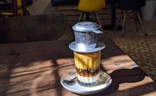 Đừng để cà phê pha phin chết mòn